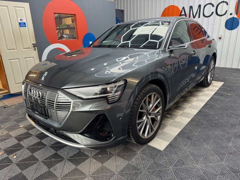 2022 Audi e-tron