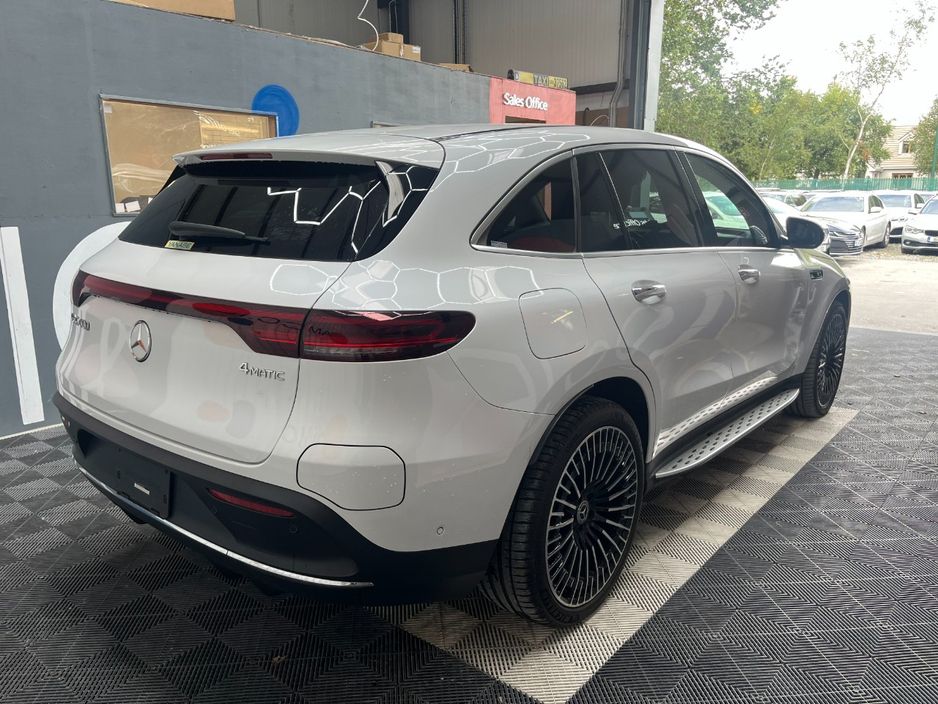 2022 Mercedes-Benz EQC