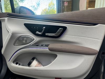 2022 Mercedes-Benz EQS