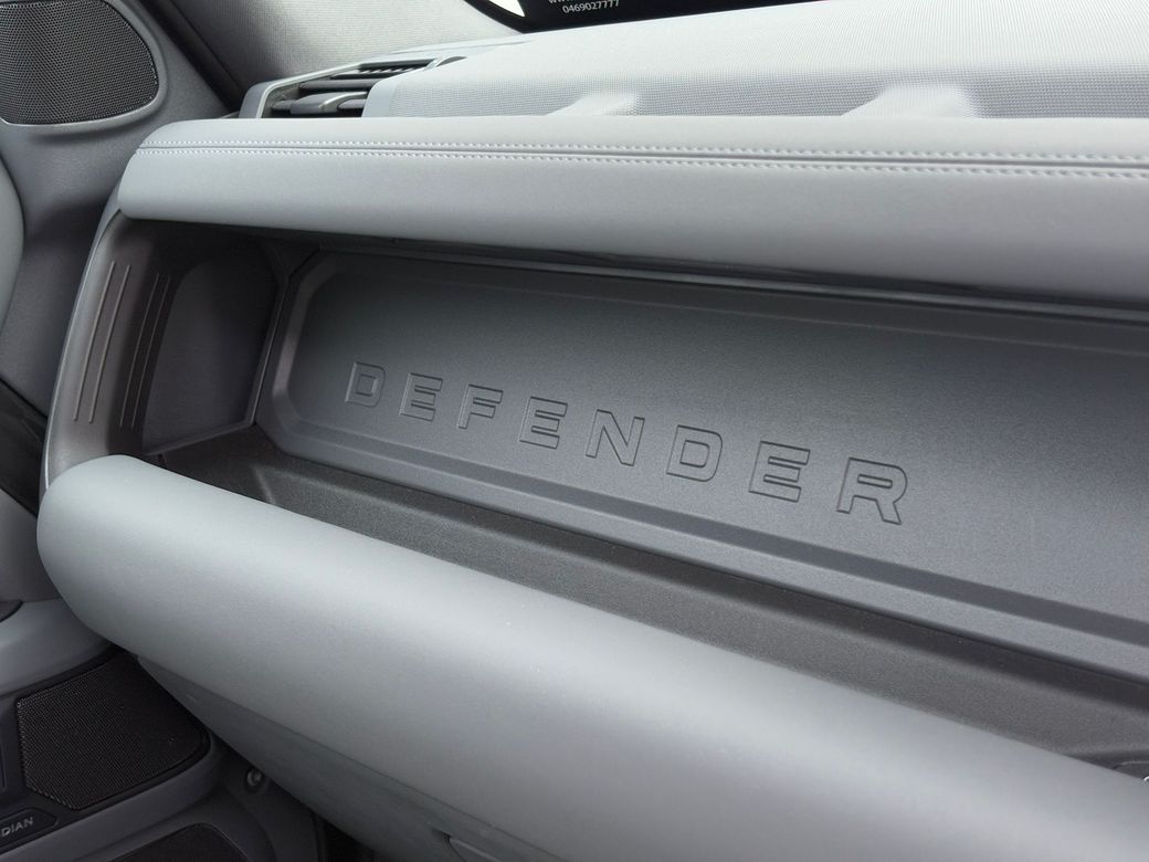 2025 Land Rover Defender