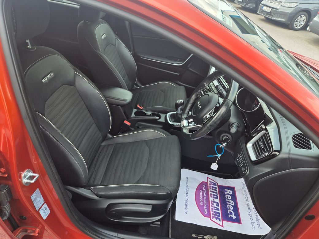 2022 Kia Ceed