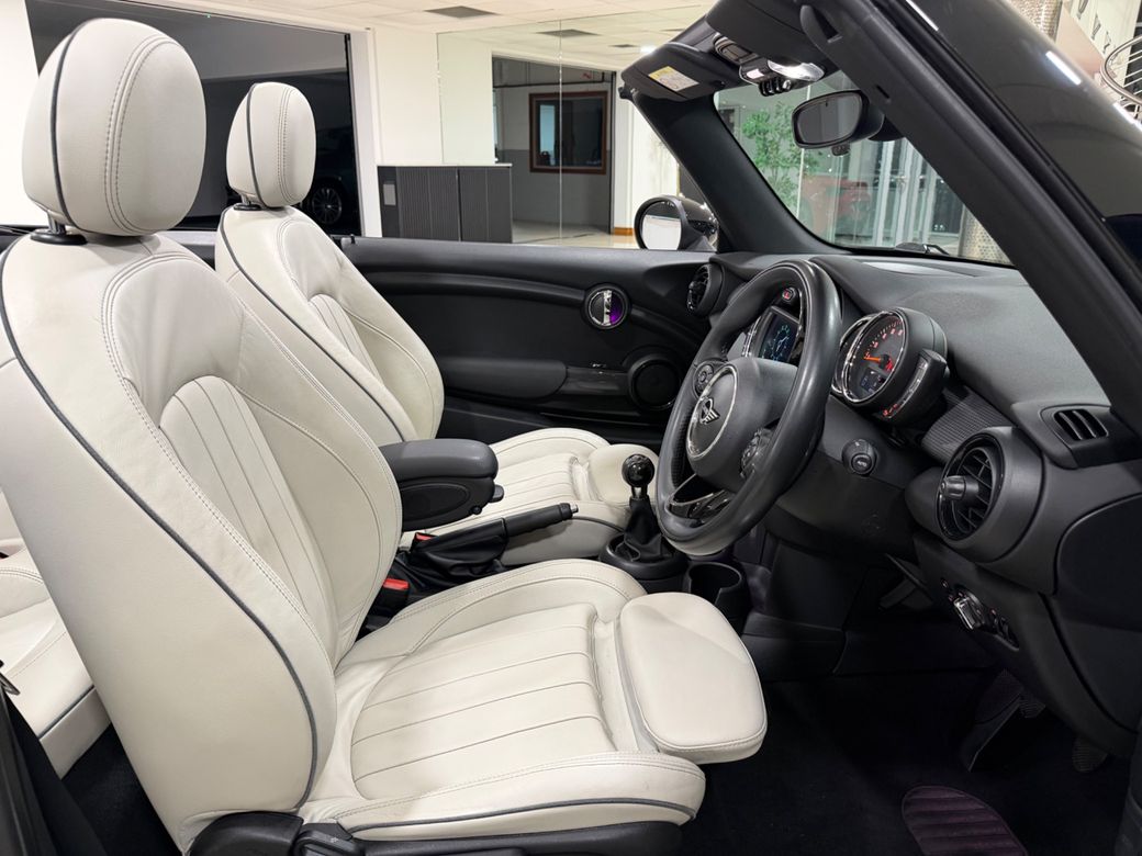 2018 Mini Convertible