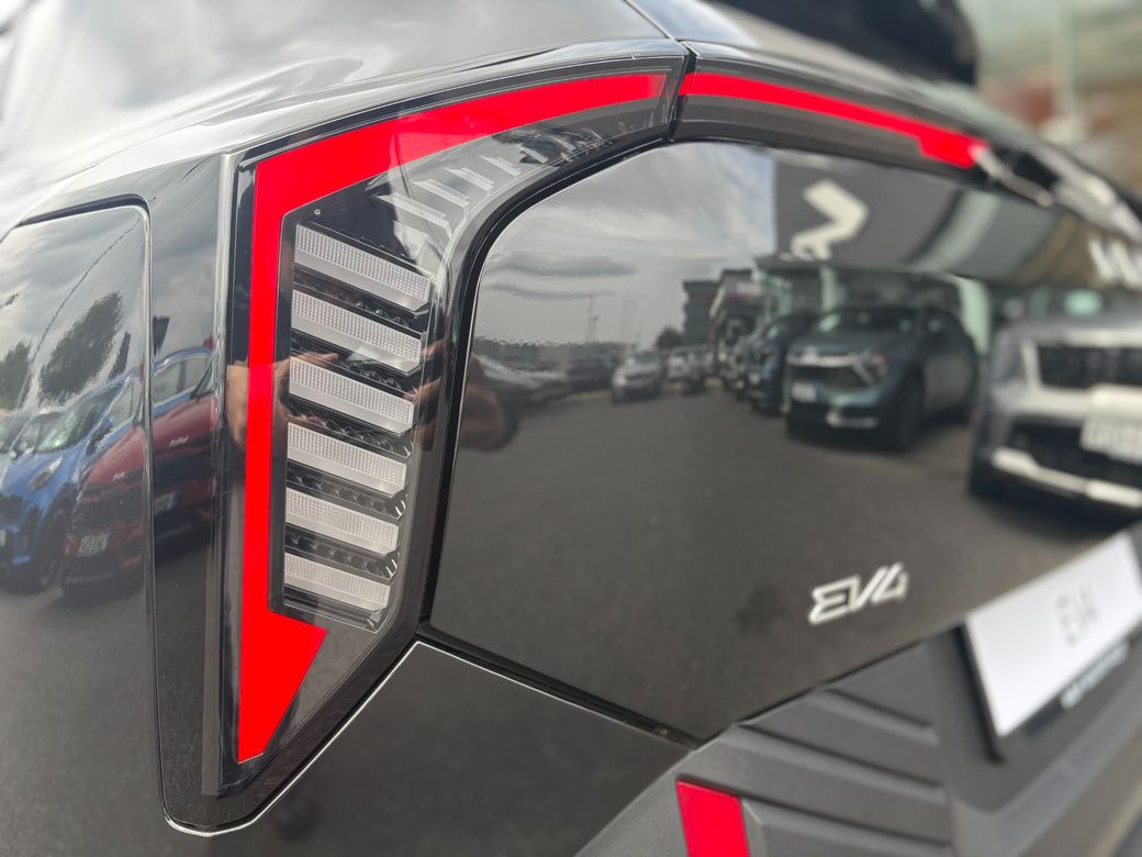 2026 Kia EV4