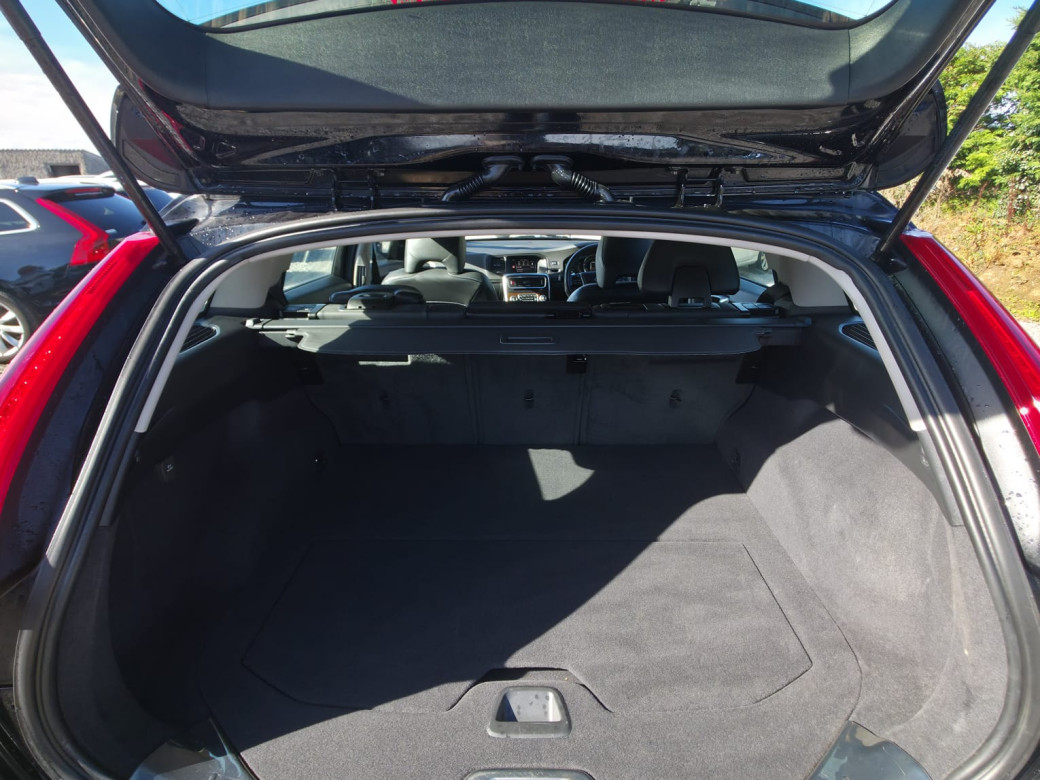 2018 Volvo V60 Cross Country