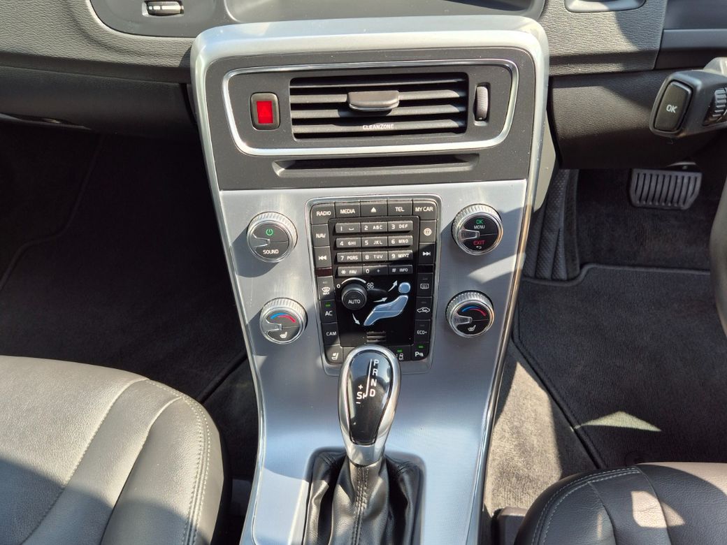 2018 Volvo V60