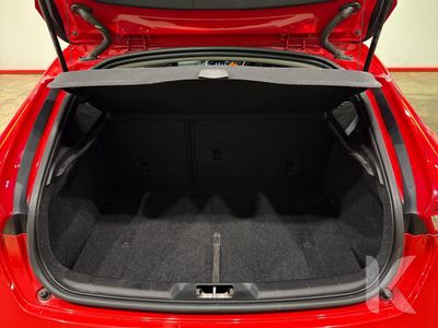 2019 Volvo V40