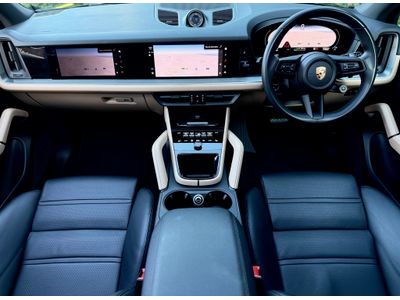 2023 Porsche Cayenne