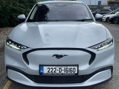 2022 Ford Mustang Mach-e