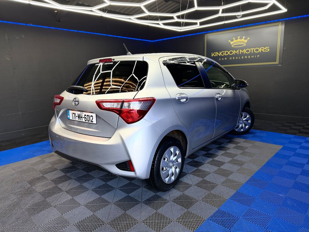 2017 Toyota Vitz
