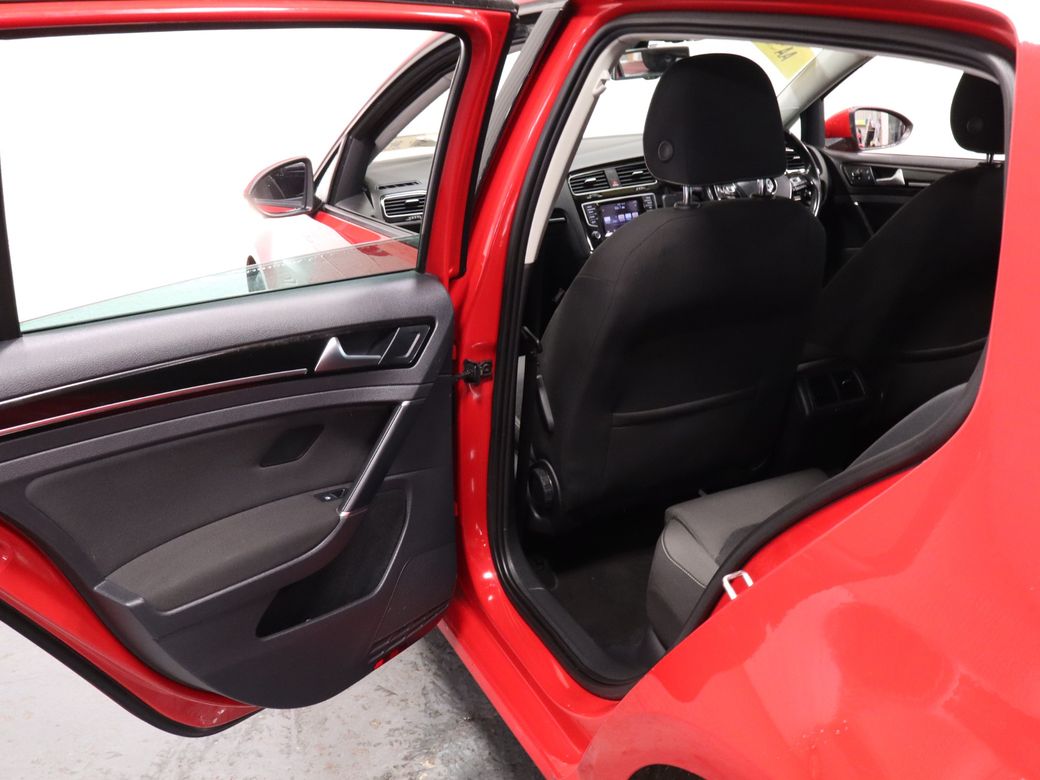 2013 Volkswagen Golf