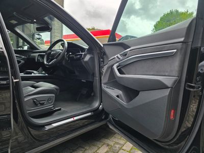 2022 Audi e-tron