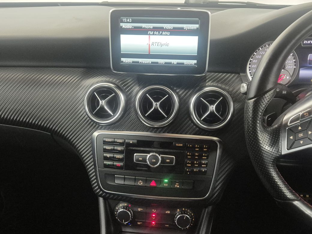 2013 Mercedes-Benz A 180