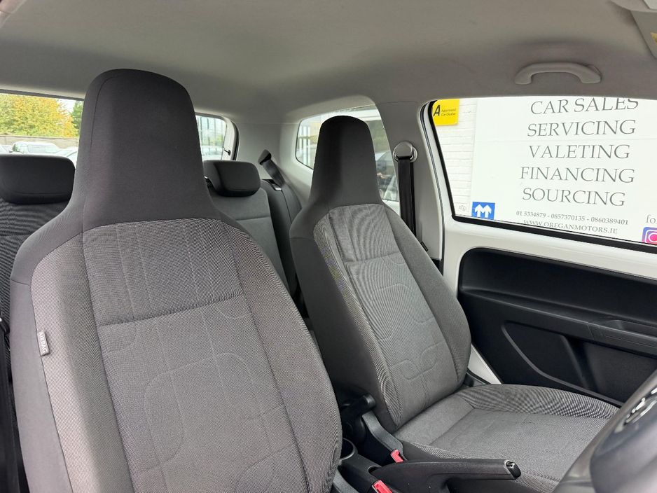 2015 Volkswagen up!