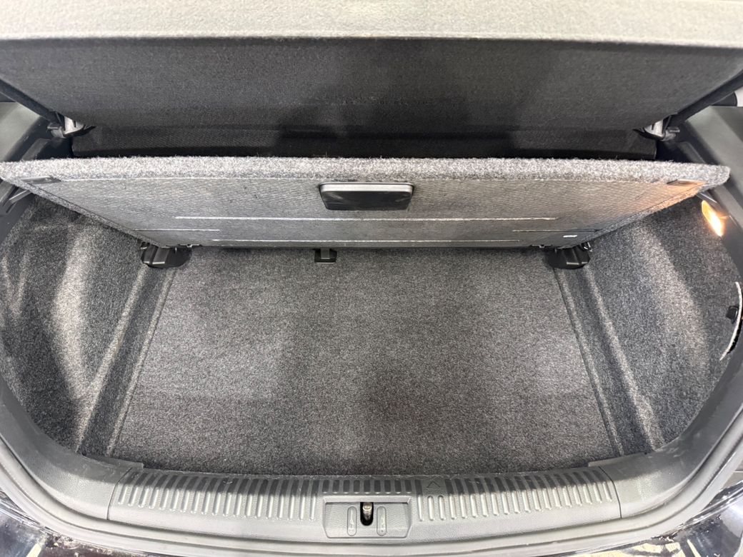 2016 Volkswagen Polo