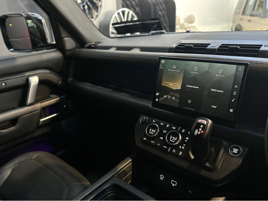2022 Land Rover Defender