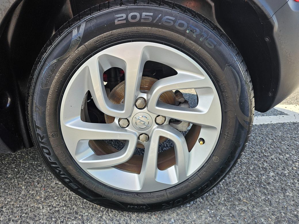 2019 Opel Crossland X