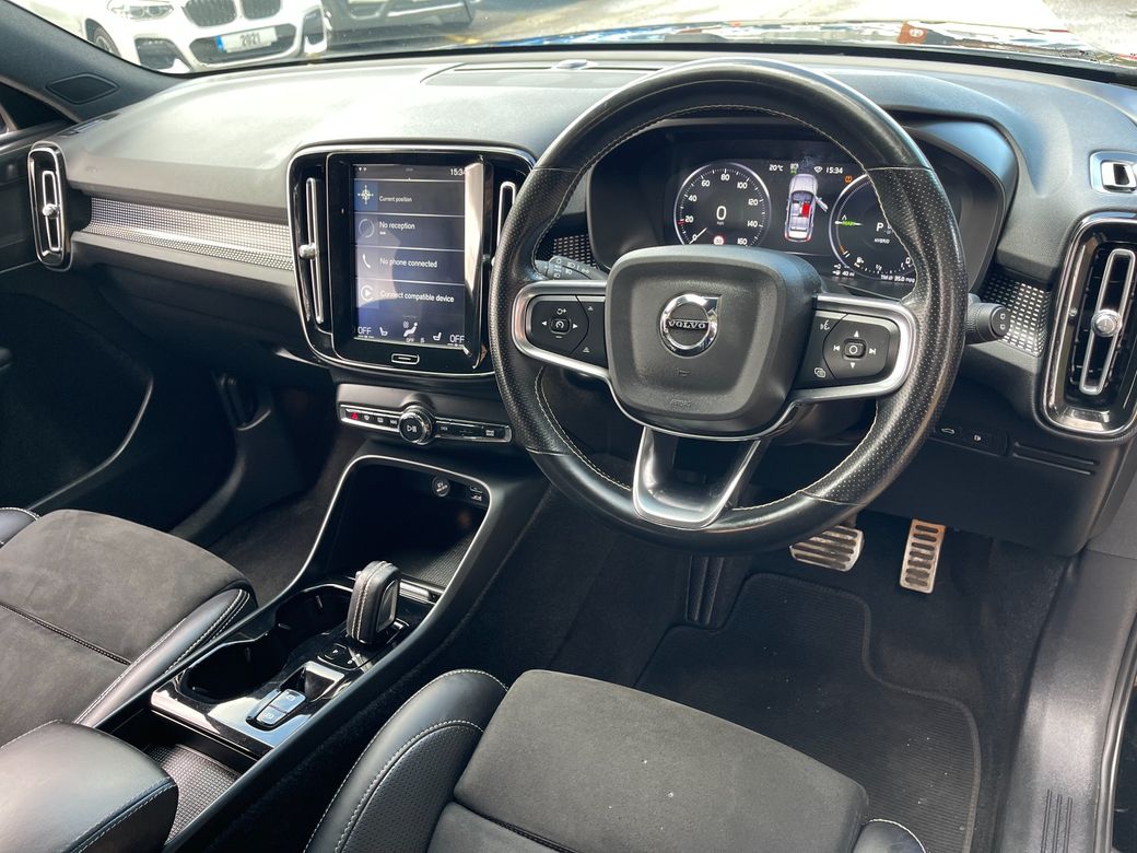 2020 Volvo XC40