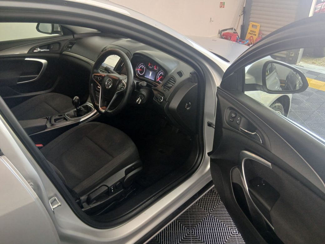 2017 Vauxhall Insignia