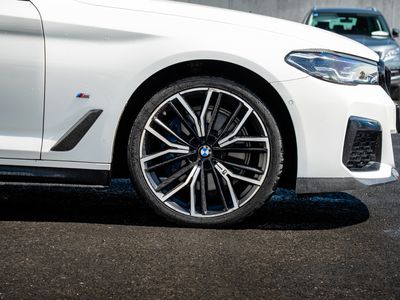 2021 BMW 5 Series