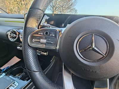 2018 Mercedes-Benz A 180