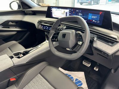 2025 Peugeot 5008