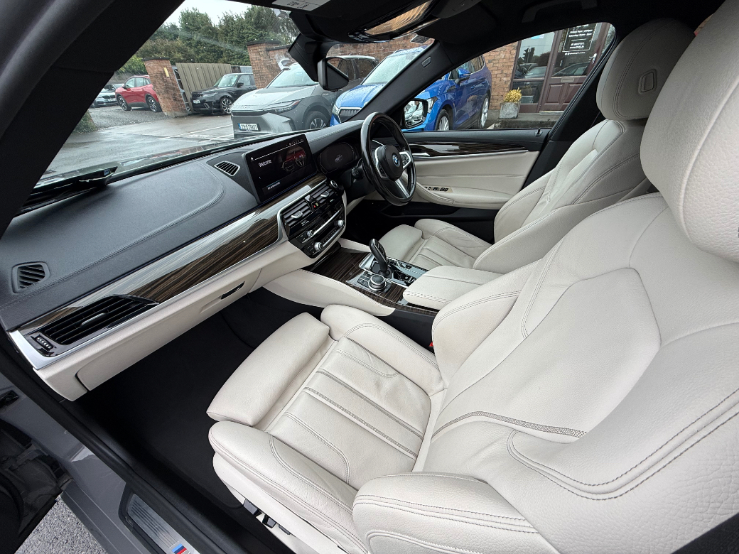 2022 BMW 5 Series