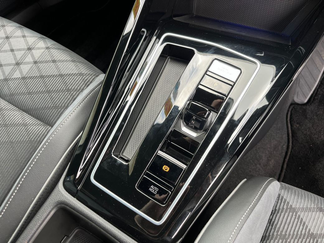 2024 Volkswagen Golf