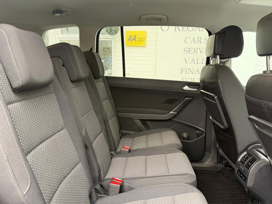 2018 Volkswagen Touran