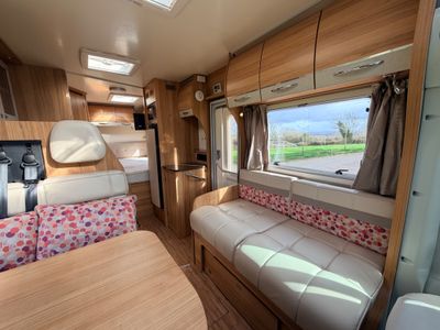 2014 BAILEY  APPROCH 745 LOW PROFILE MANUAL