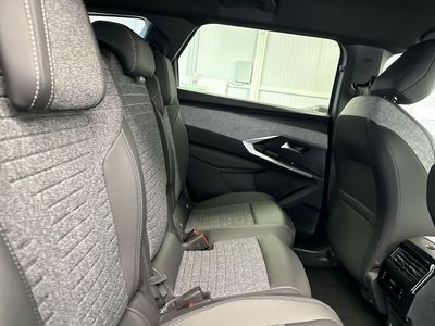 2025 Peugeot 5008