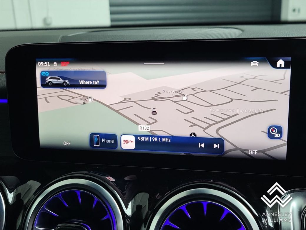 2025 Mercedes-Benz EQB