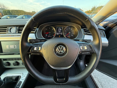 2016 Volkswagen Passat