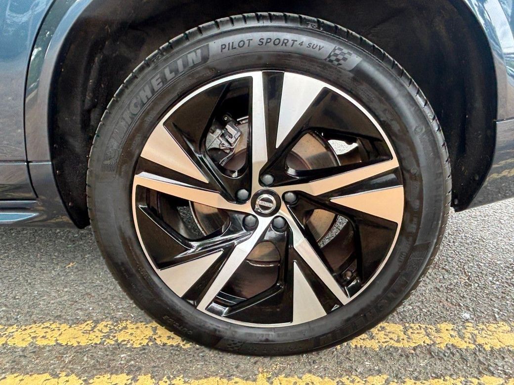 2023 Volvo XC90