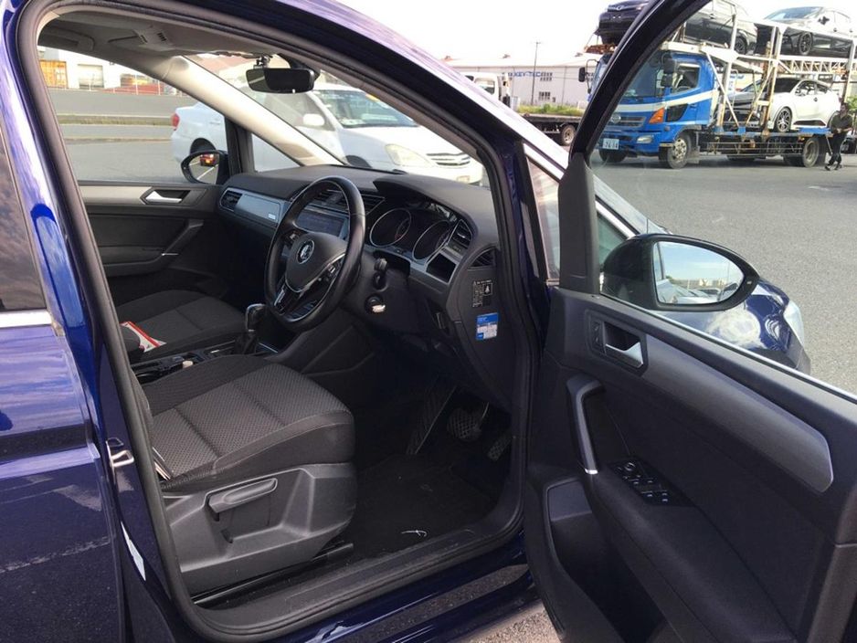 2018 Volkswagen Touran