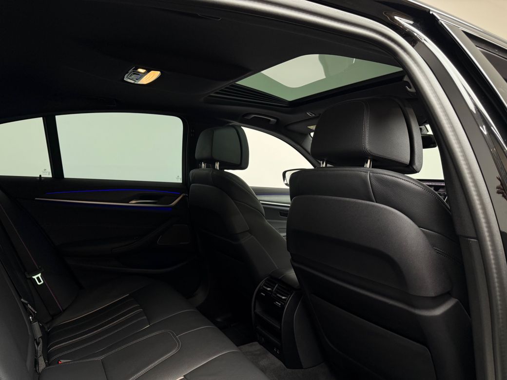 2022 BMW 5 Series