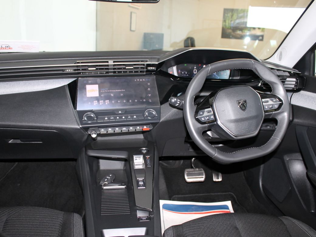 2023 Peugeot 308