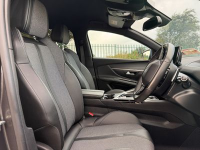 2024 Peugeot 5008