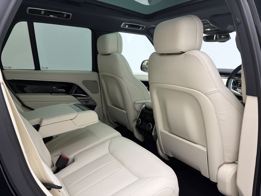 2026 Land Rover Range Rover