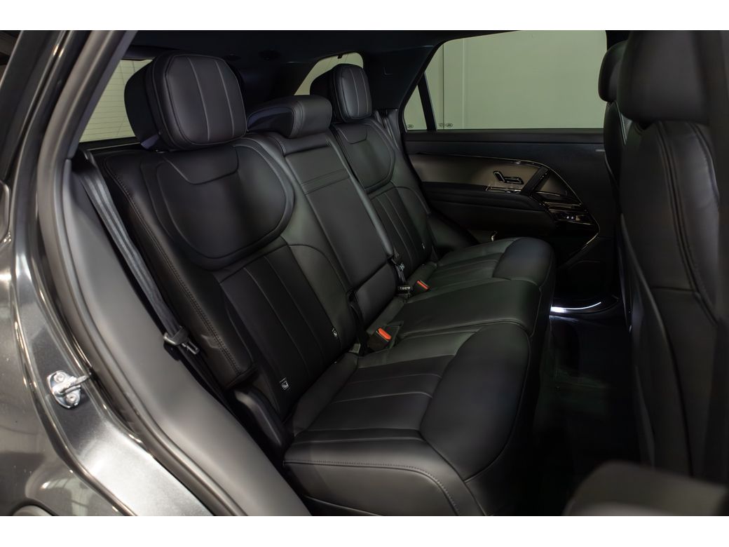 2026 Land Rover Range Rover Sport