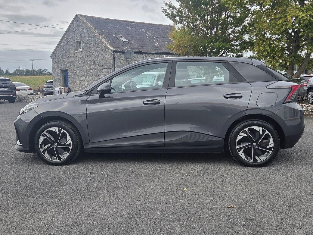 2024 MG 4