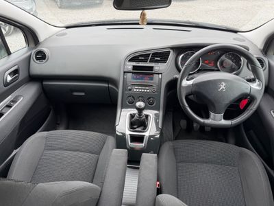 2015 Peugeot 5008