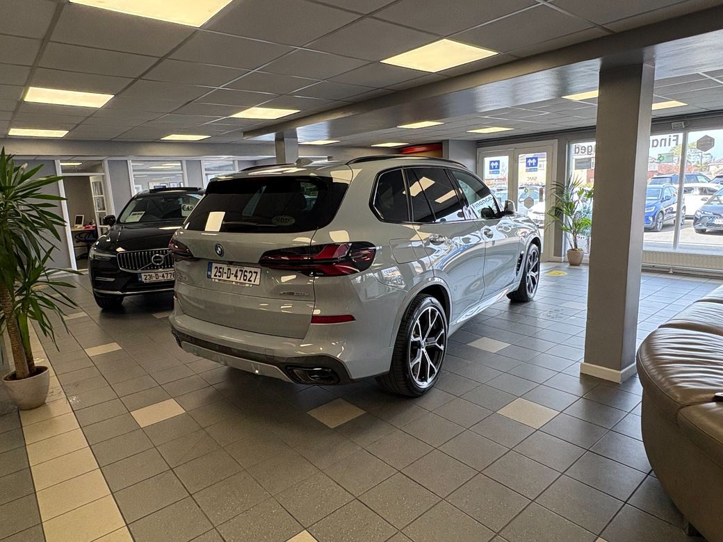 2025 BMW X5
