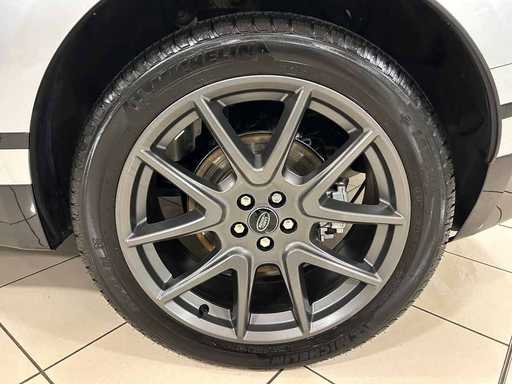 2024 Land Rover Range Rover Velar