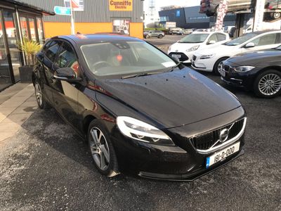 2018 Volvo V40