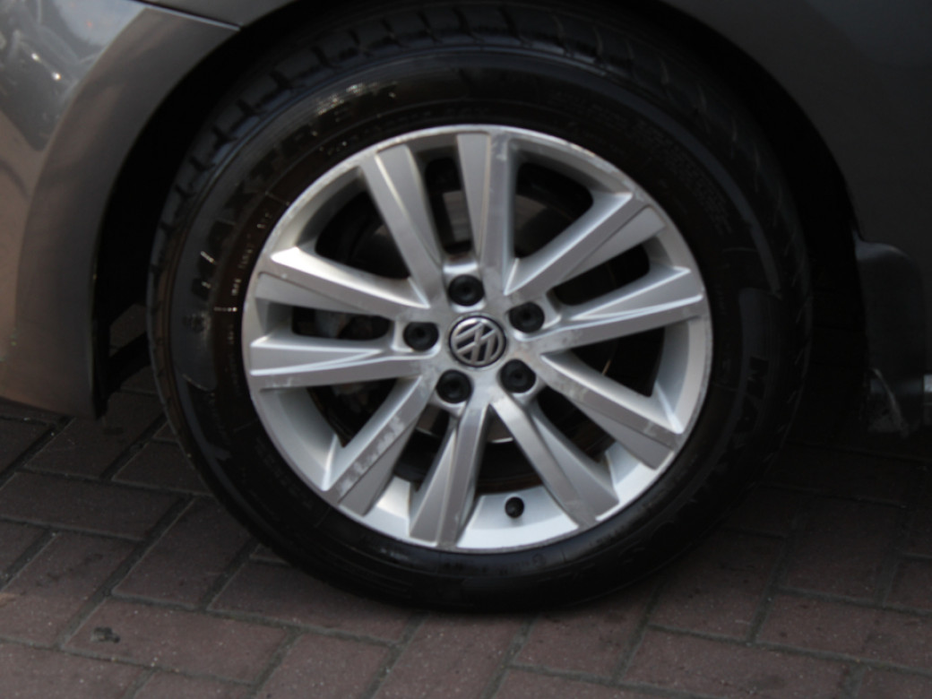 2014 Volkswagen Polo