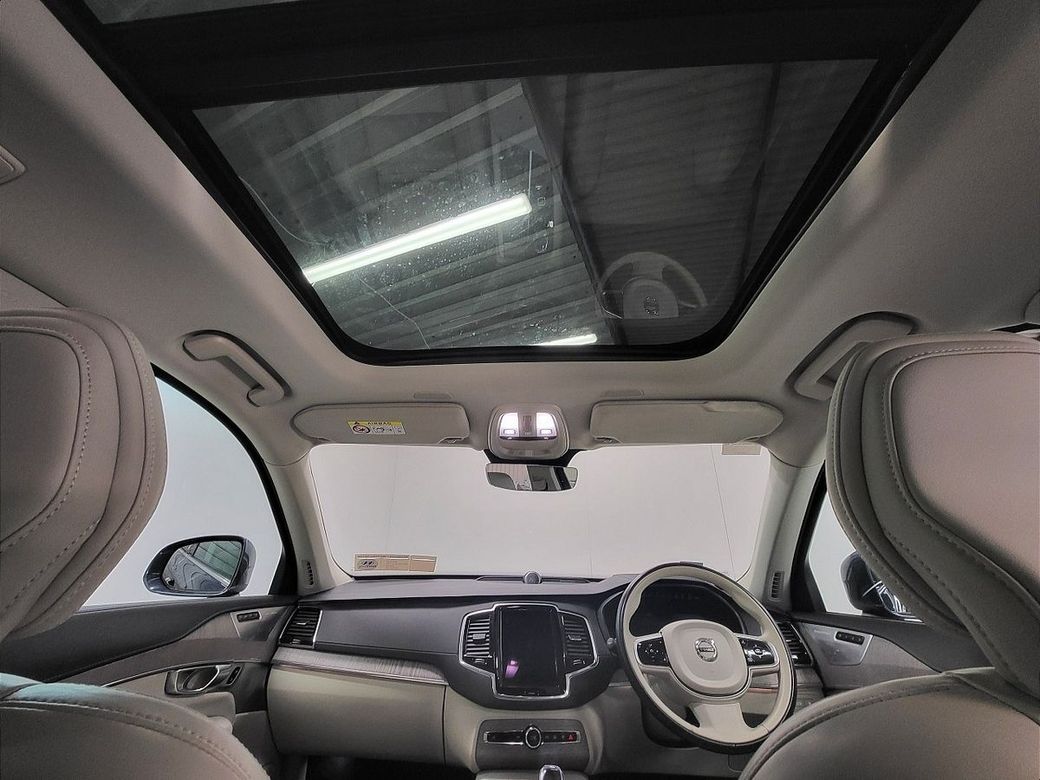 2023 Volvo XC90