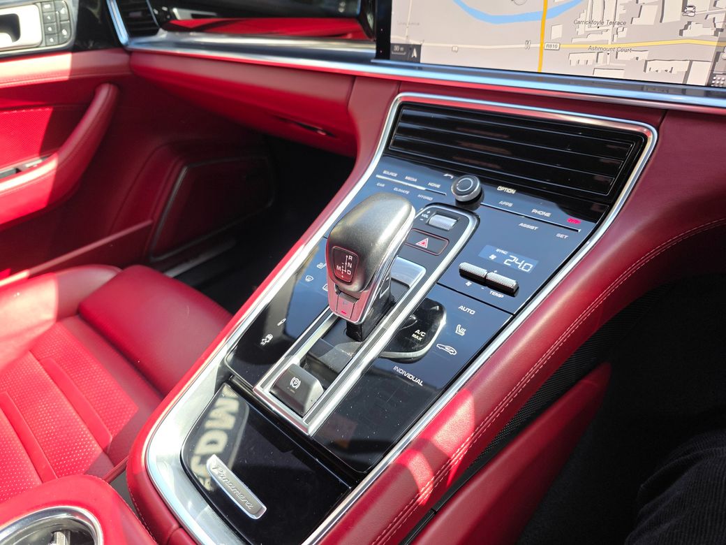 2018 Porsche Panamera