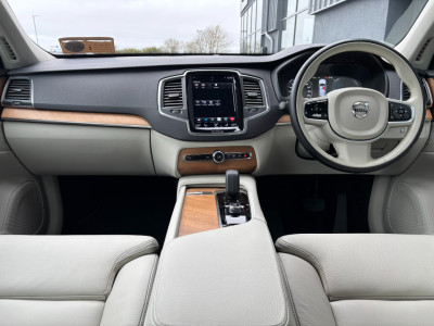 2022 Volvo XC90