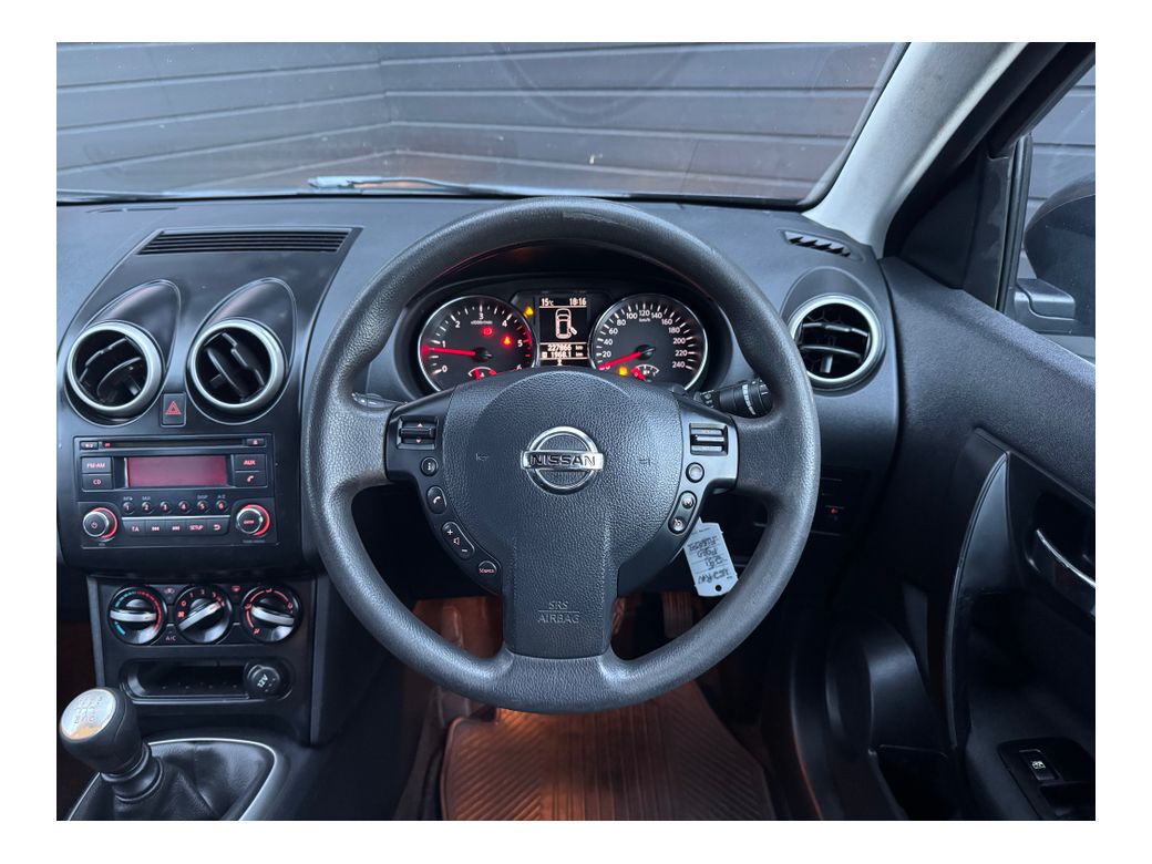 2013 Nissan Qashqai +2