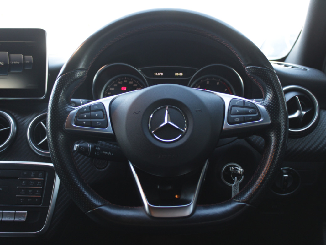 2016 Mercedes-Benz A 180